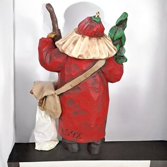Hallmark Keepsake Ornament Making His Way Santa 1998 Folk Art Collection - Picture 6 of 8